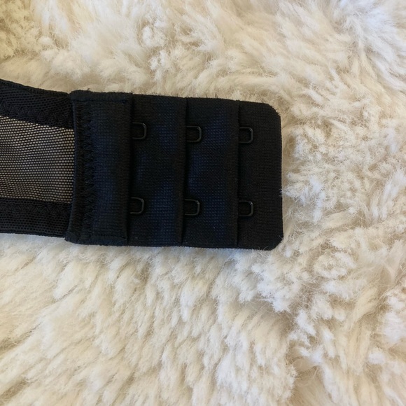 Simply Vera NWOT Vera Wang Black and Red Sheer Lace Underwire Bra Women’s 36C - Picture 3 of 7